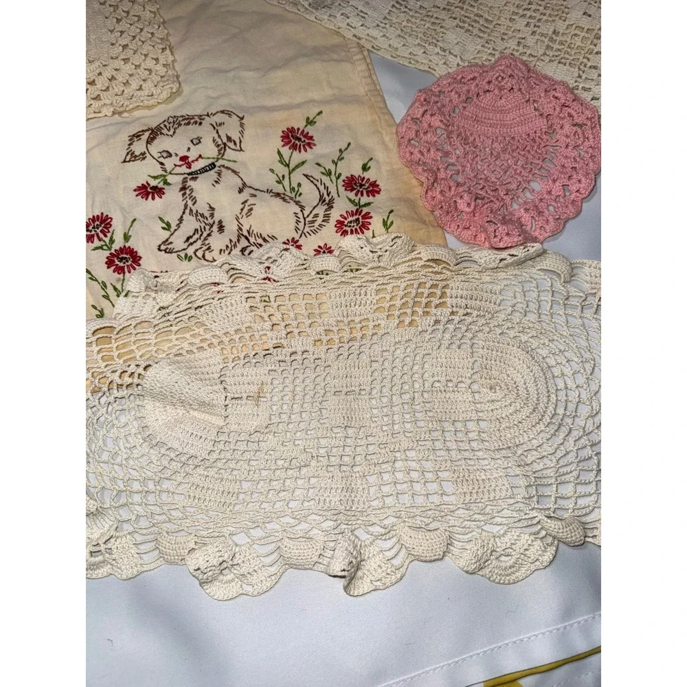 Vintage Crochet Doilies & Embroidered Puppy Linen Lot Shabby Chic Crafting 8pc